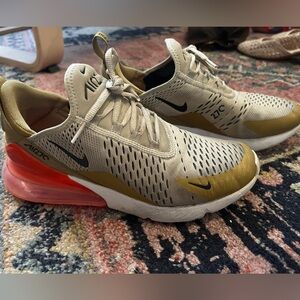 Nike Air Max 270 Women’s sneakers 9.5